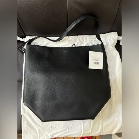 New the row Large N/S Park Tote Bag in Leather - Picture 4 of 6